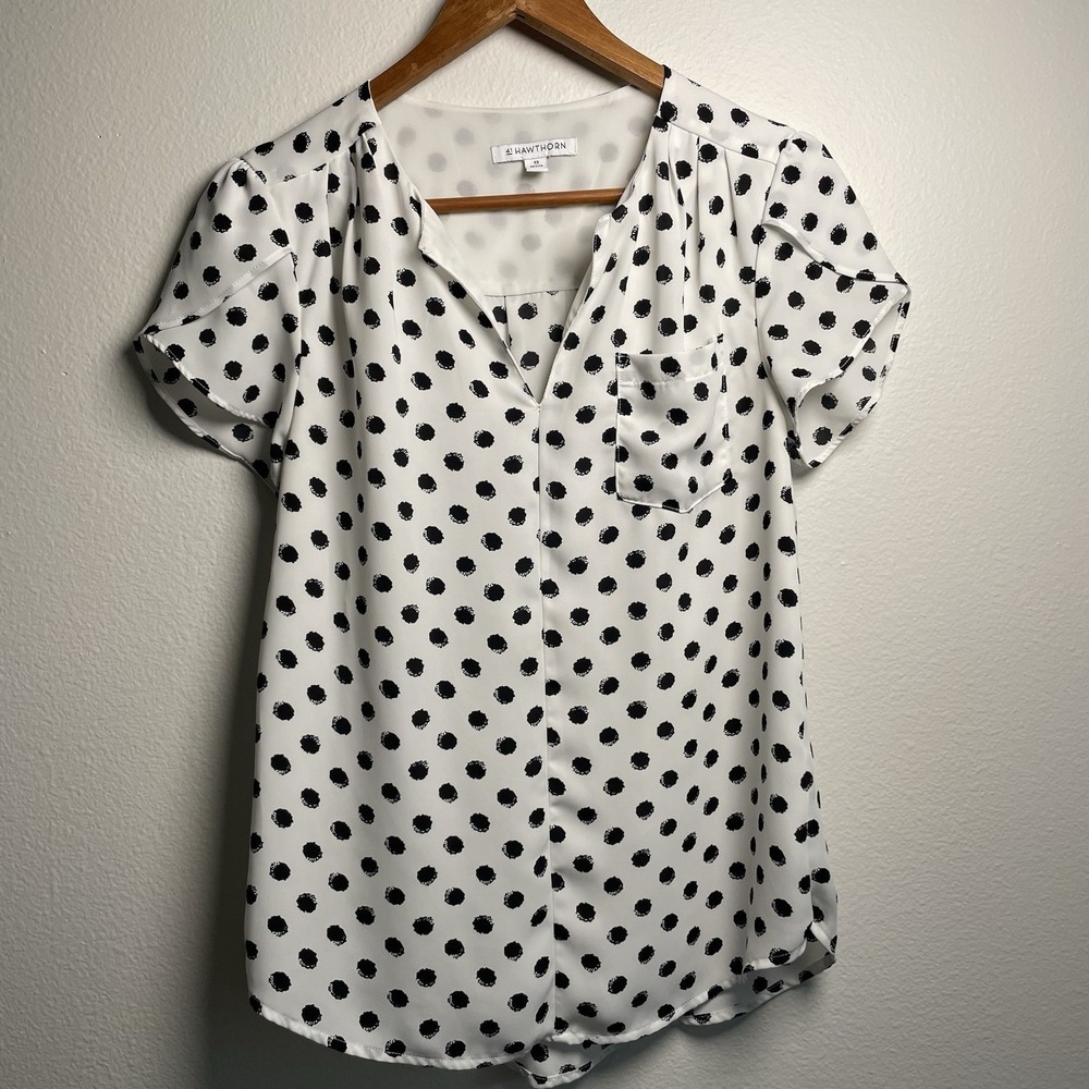 41 Hawthorn Women's XSP White Polka Dot Blouse Office Career Flutter Sleeve